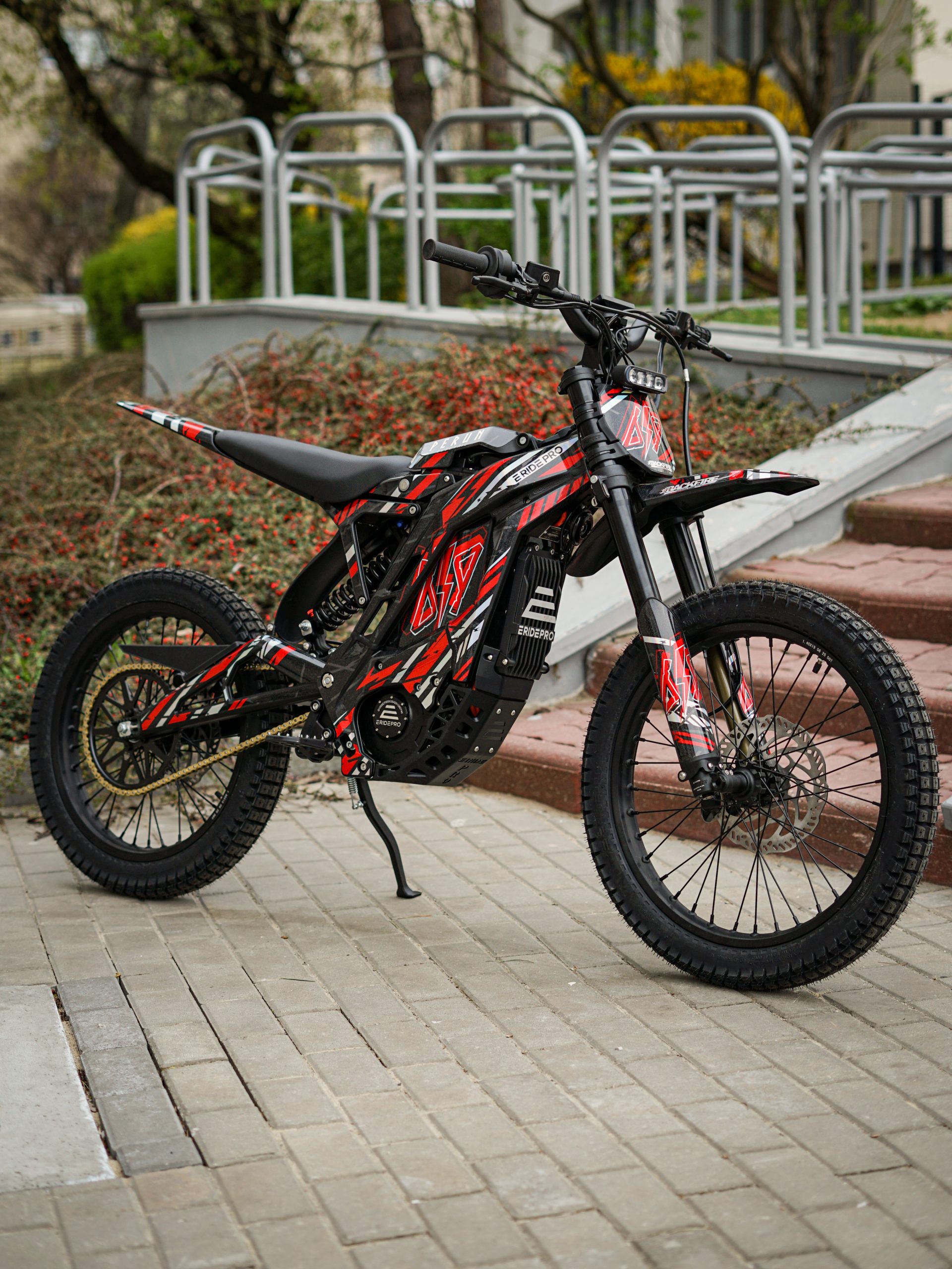 E Ride Pro SS 3.0 L1e 15,8kW | Perun Electric Red Rage - obrazek 2