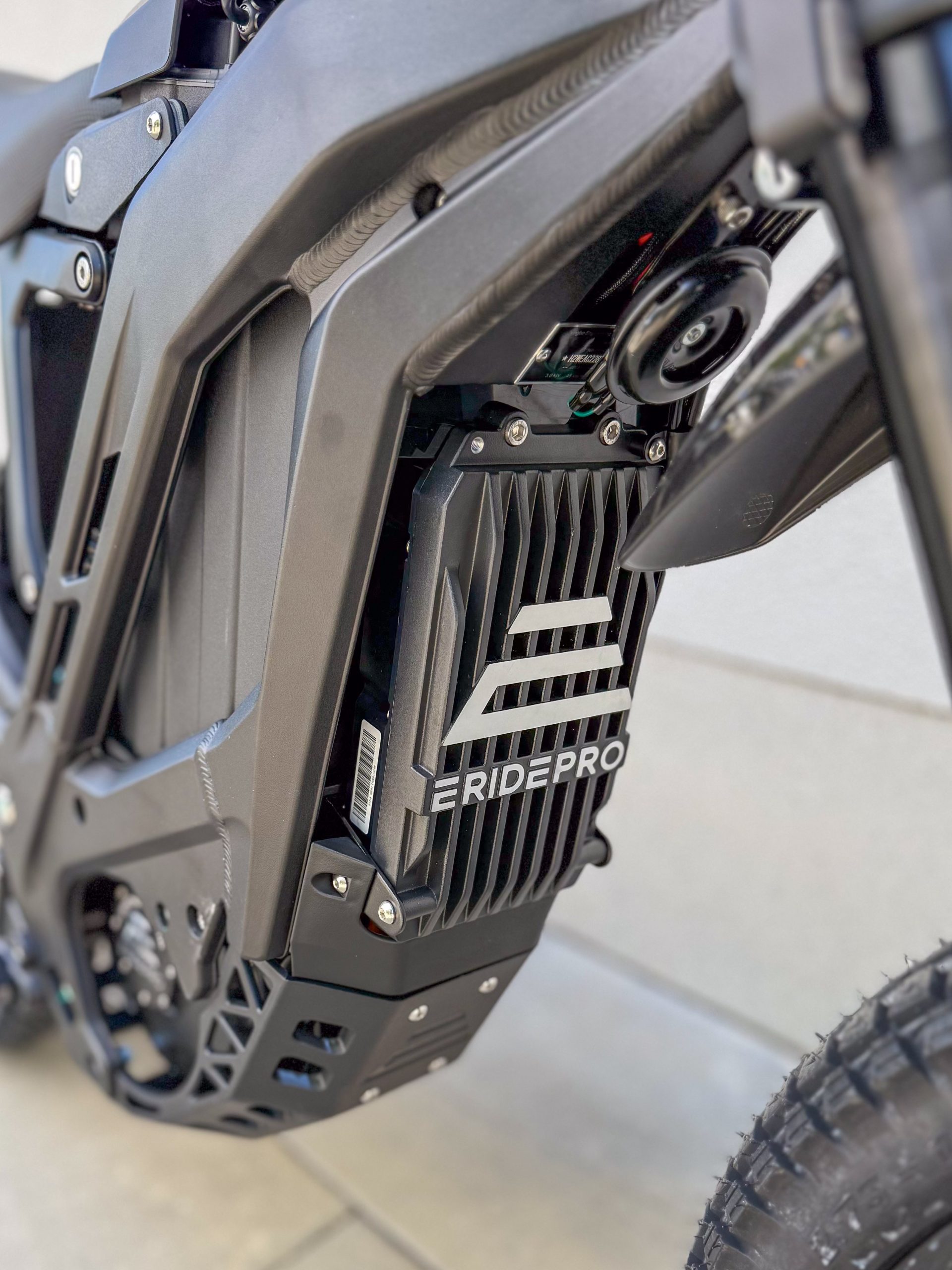 E Ride Pro SS 3.0 15.8KW | Perun Electric - obrazek 5