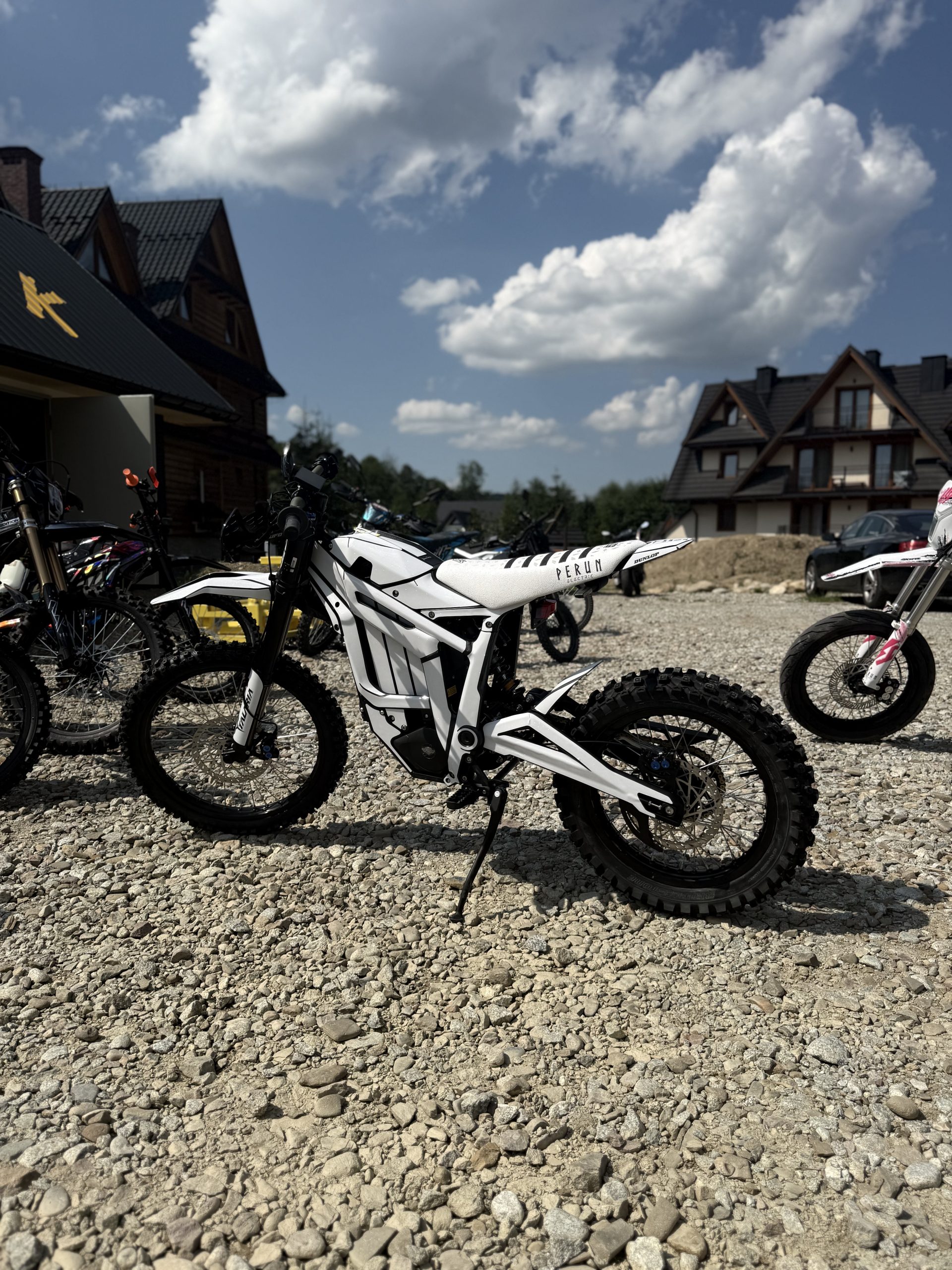 Talaria MX4 Stardust White L1E Perun Electric - obrazek 7