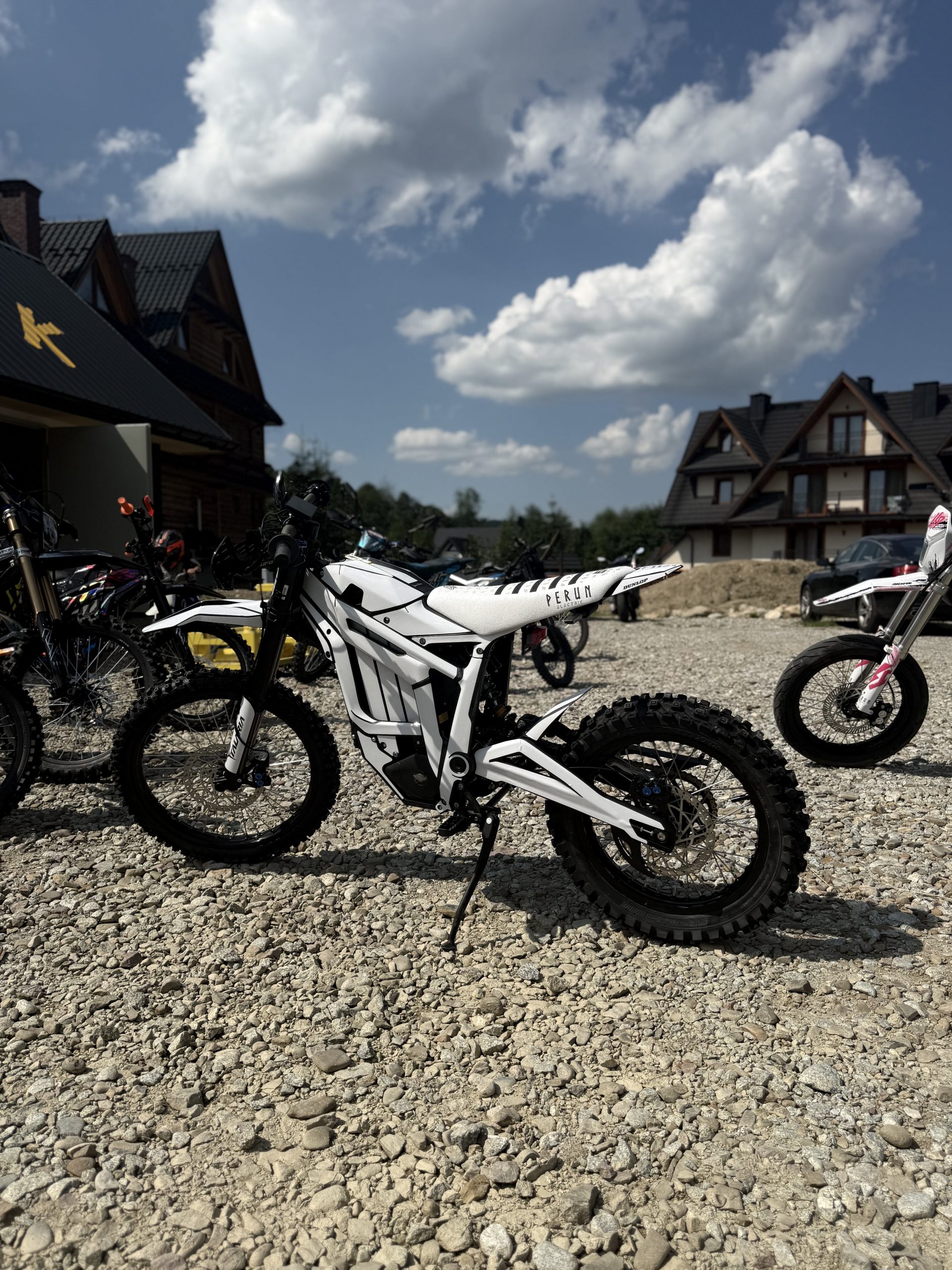 Talaria MX4 Stardust White L1E Perun Electric - obrazek 11