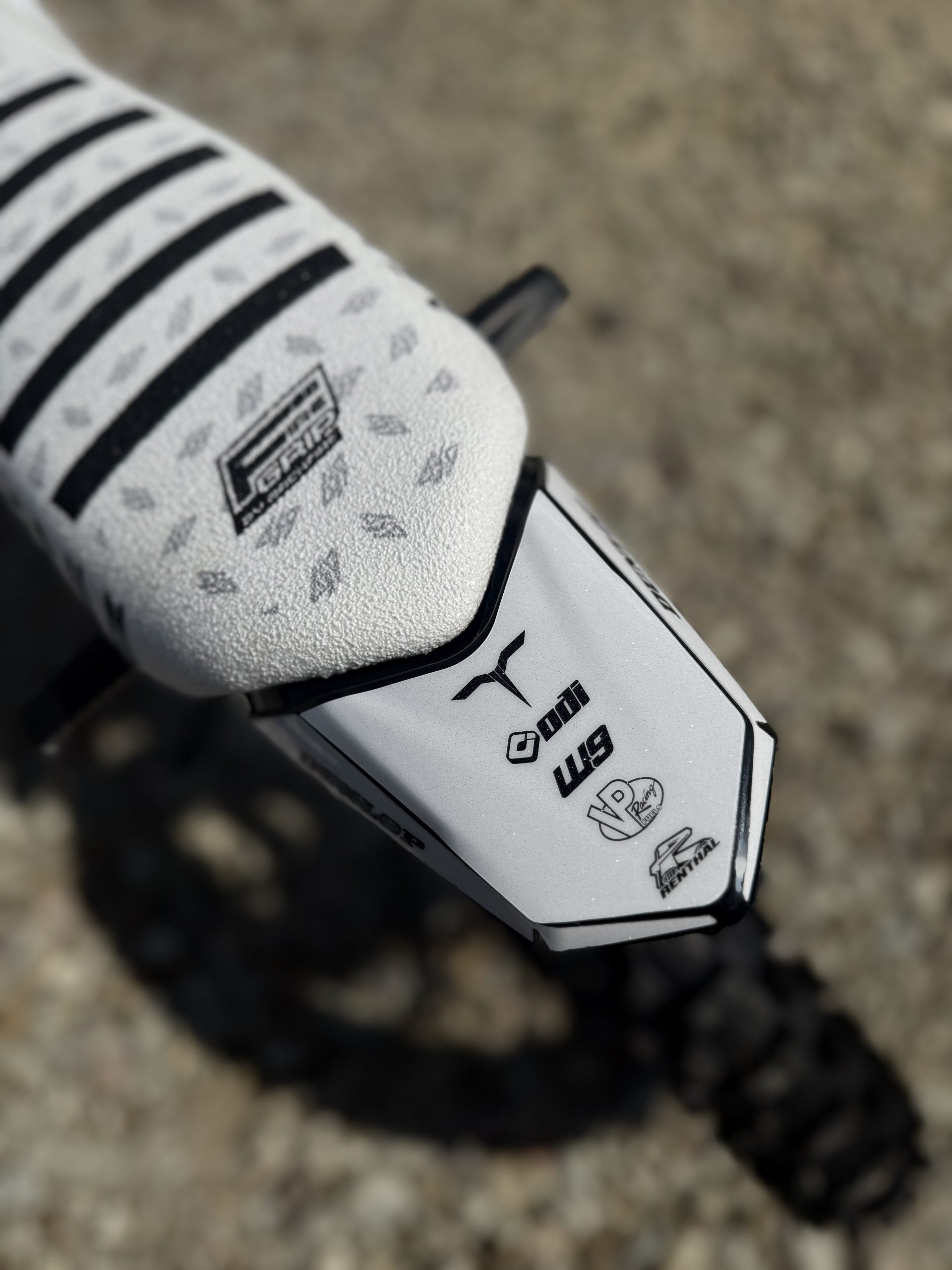 Talaria MX4 Stardust White L1E Perun Electric - obrazek 12