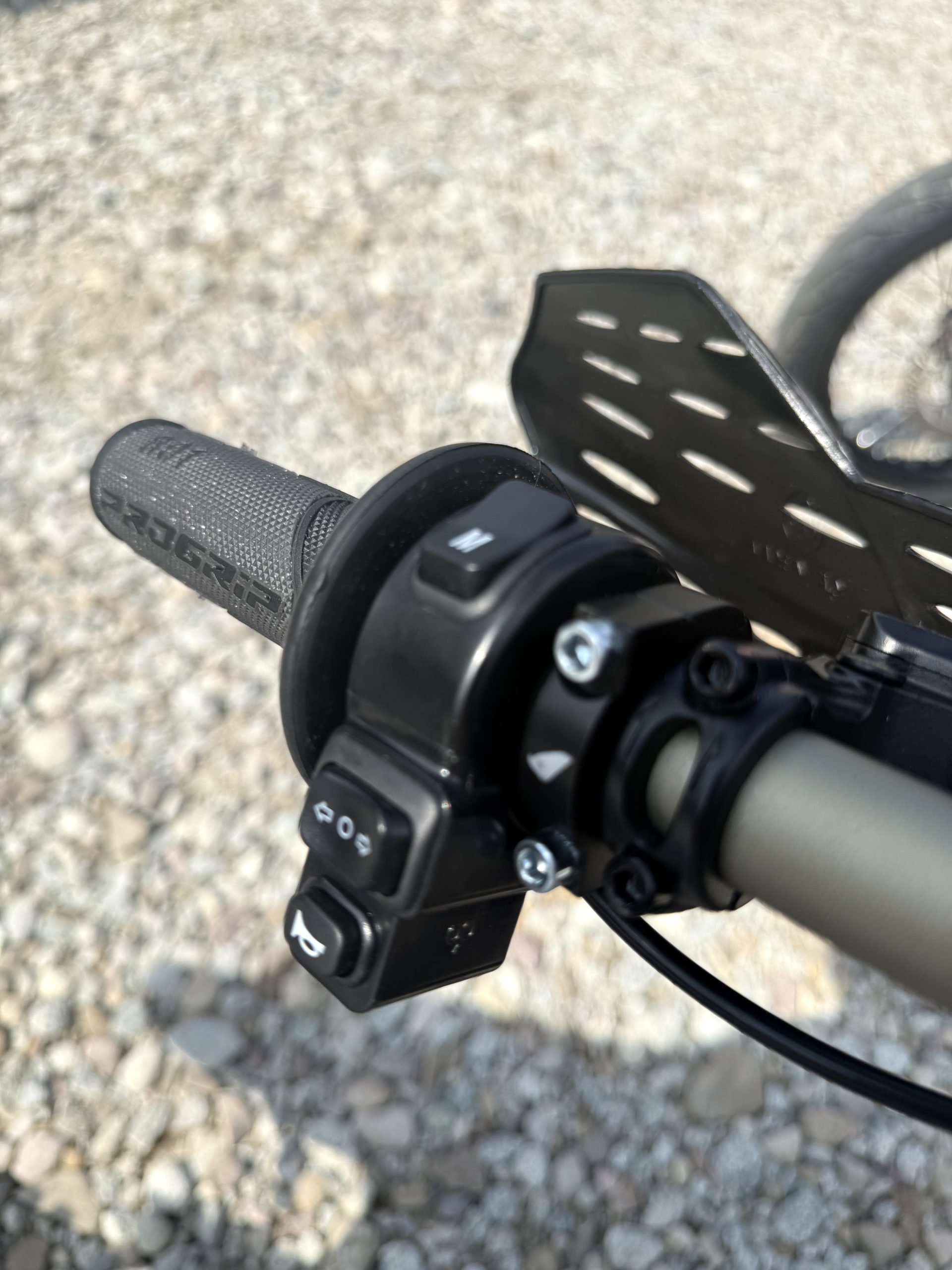 Talaria MX4 Stardust White L1E Perun Electric - obrazek 16
